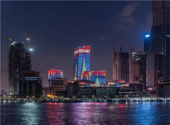 樓體燈光秀，展示城市新魅力！01
