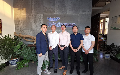 深圳薔薇科技和東莞愛加照明一行到訪信達(dá)電通