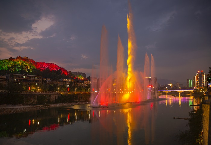 越“夜”越精彩 | 夜游文旅演藝賦能城鎮(zhèn)夜經(jīng)濟